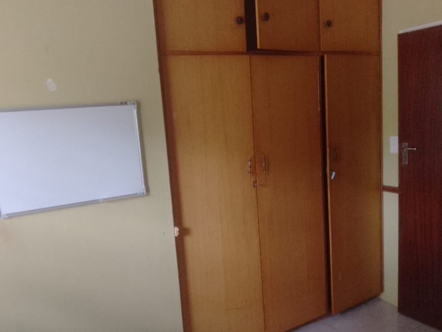 1 Bedroom Property for Sale in Brandwag Free State